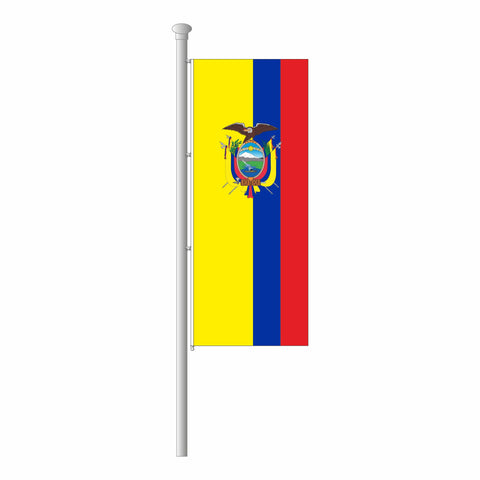 Ecuador mit Wappen Hissfahne im Hochformat