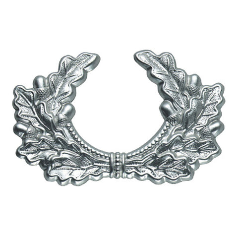 hohlgeprägeter Eichenlaubkranz in Farbe silber