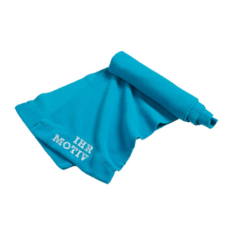 Eleganter Fleece Schal mit umgenähten Enden und Ziernaht