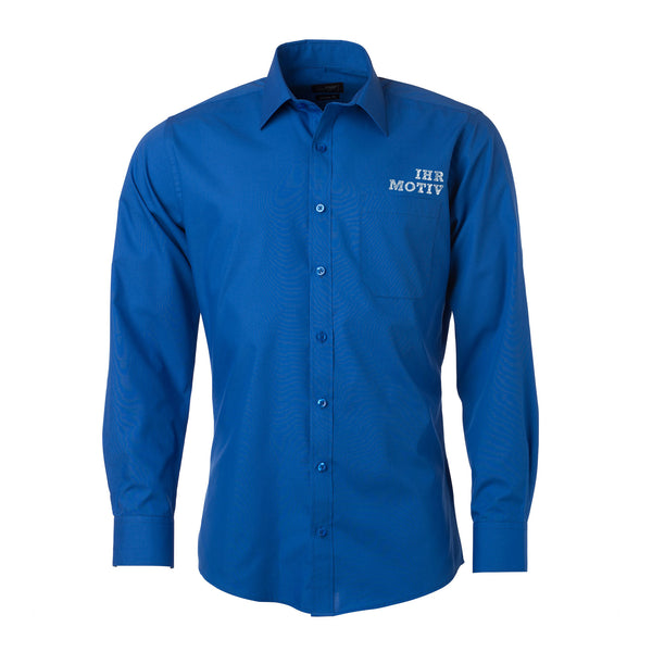 Hemd mit langen Ärmeln bestickt oberhalb der linken Brusttasche