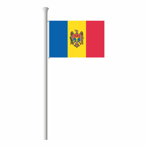 Die Flagge Moldawiens mit dem moldawischen Wappen. in blau gelb und rot