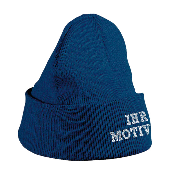 Vorne auf der Stirnseite bestickt mit Ihrem Motiv oder zweizeiligen Schriftzug