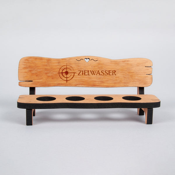 Schnapsbank mit 4 Gläsern Zielwasser