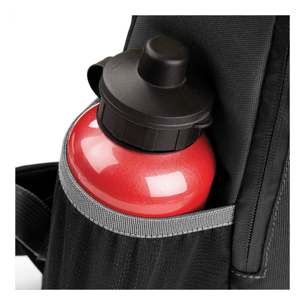 Praktische Seitentasche als Getränkehalter